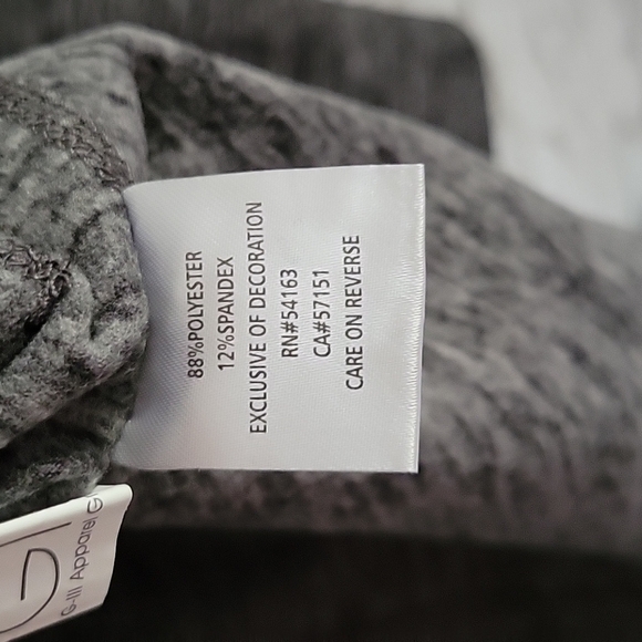 Las Vegas Raiders, NFL Team Apparel, Women's Full-Zip Jacket, Size Small. - Picture 9 of 10